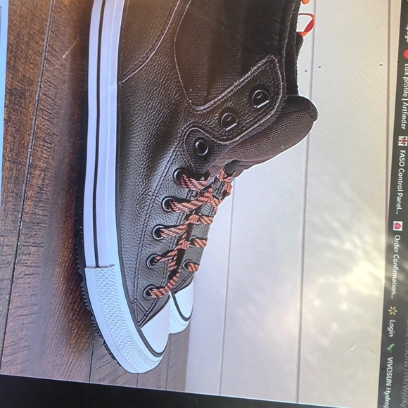 Converse chuck Taylor all star Berkshire boots, size womens 9.5 mens 7.5 - Picture 6 of 6